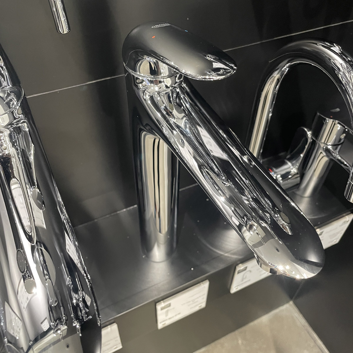 Vòi chậu nóng lạnh Eurostyle Solid XL-size GROHE 23719003 - 3