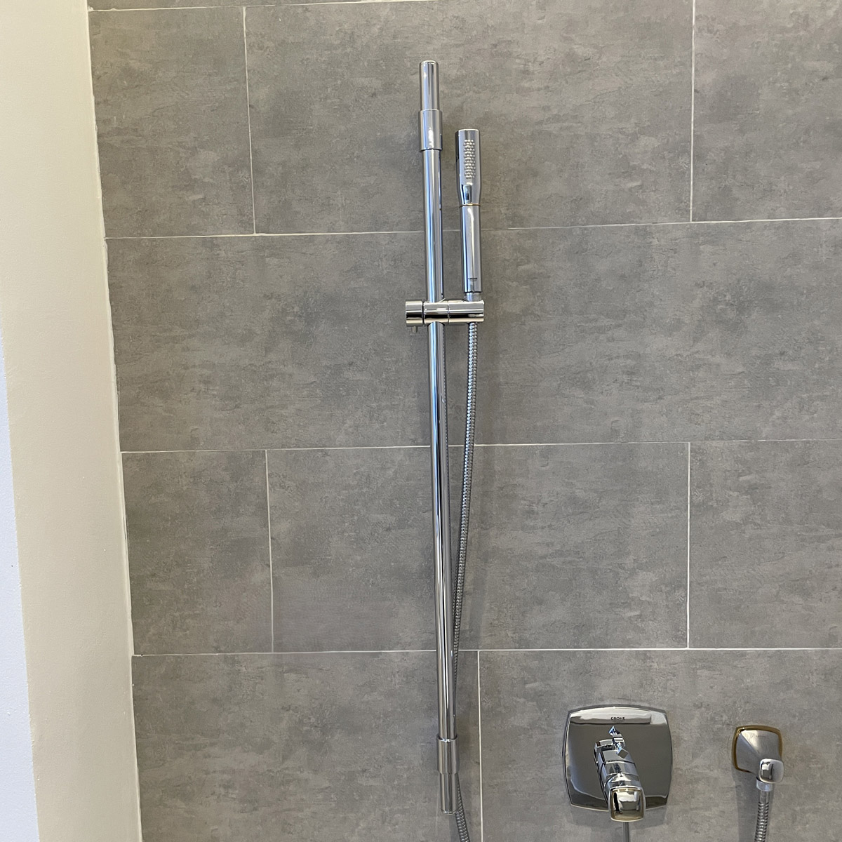 Bộ tay sen và thanh trượt sen tắm Grandera Grohe 26038000 - 6