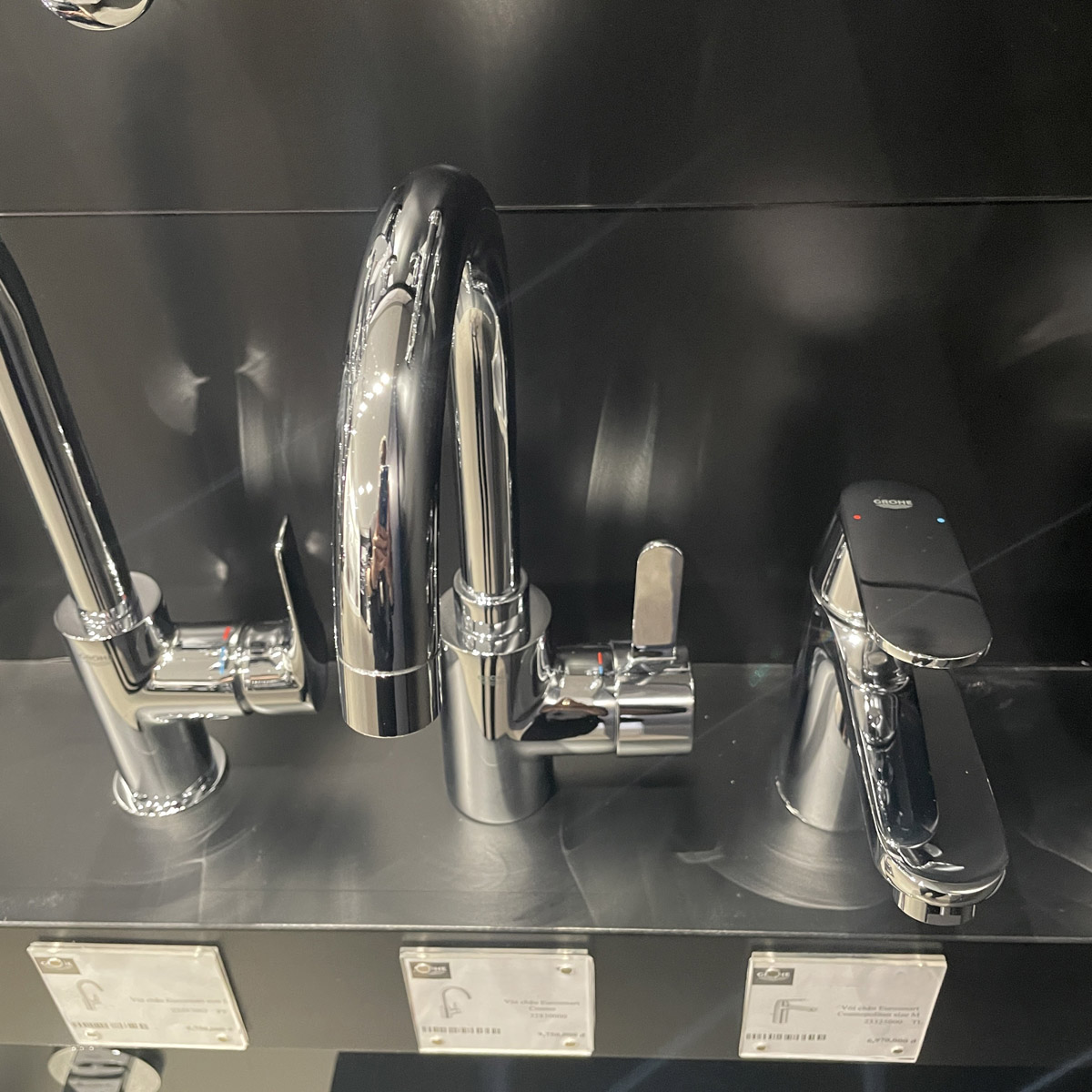 Vòi chậu nóng lạnh Eurosmart Cosmopolitan L-size GROHE 32830000 - 5