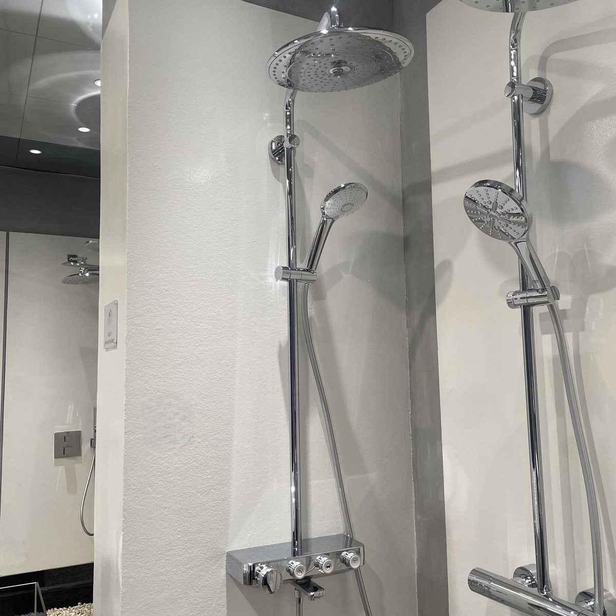 Bộ cây sen tắm ổn nhiệt Euphoria SmartControl System 260 Mono Grohe 26608000 - 4