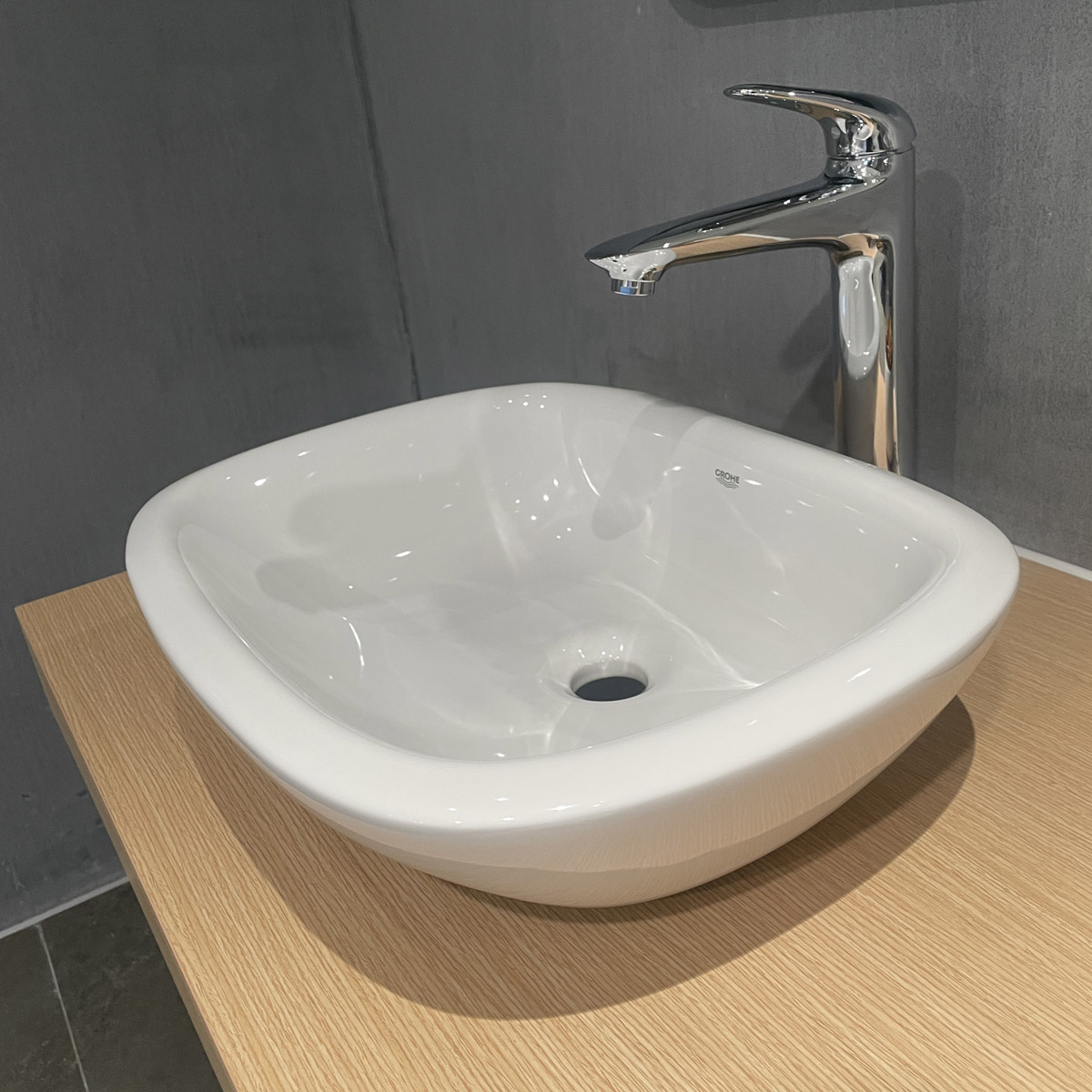Chậu lavabo đặt bàn Eurostyle GROHE 39216000 - 8