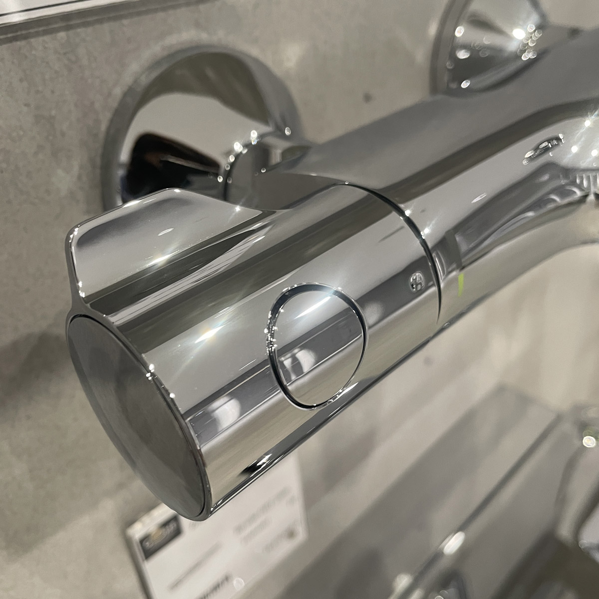 Bộ trộn sen tắm ổn nhiệt 2 chế độ Grohtherm 800 GROHE 34567000 - 5