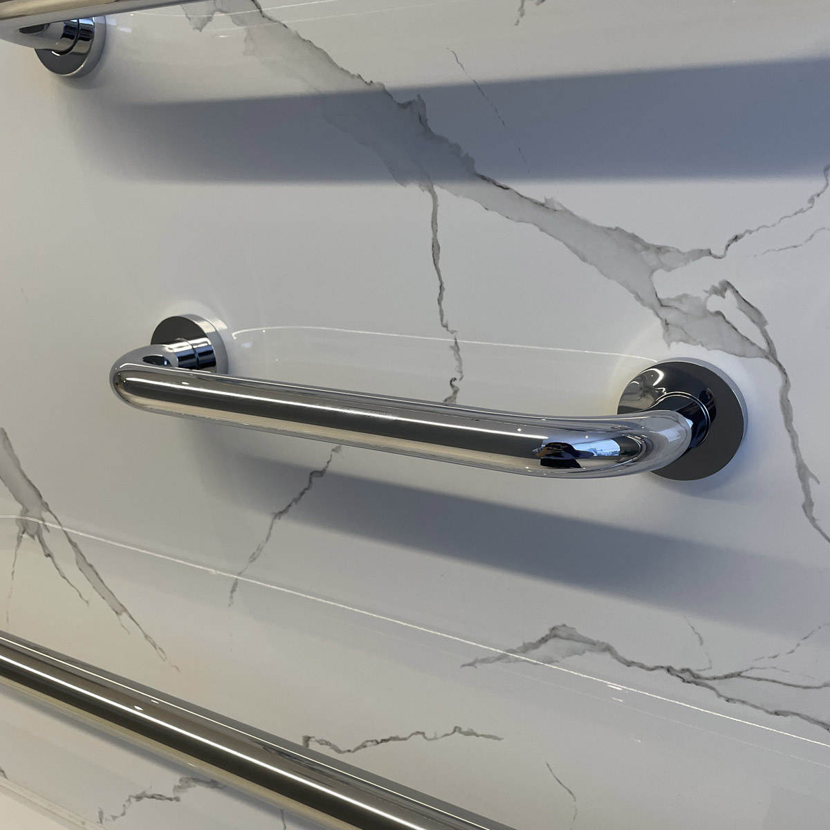 Thanh tay vịn Essentials GROHE 40421001 - 5