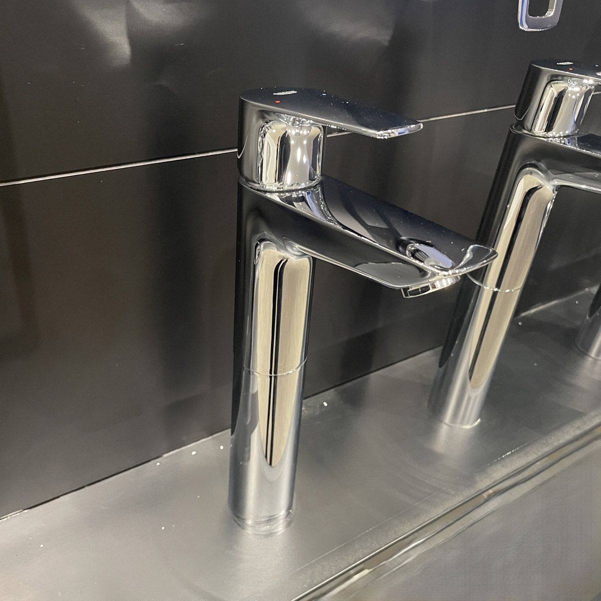 Vòi chậu nóng lạnh BauEdge XL-Size Grohe 23910001 - 3