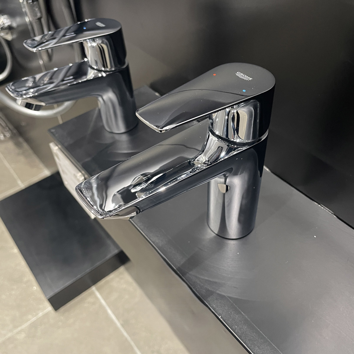 Vòi chậu nóng lạnh BauEdge M-size Grohe 23093001 - 5