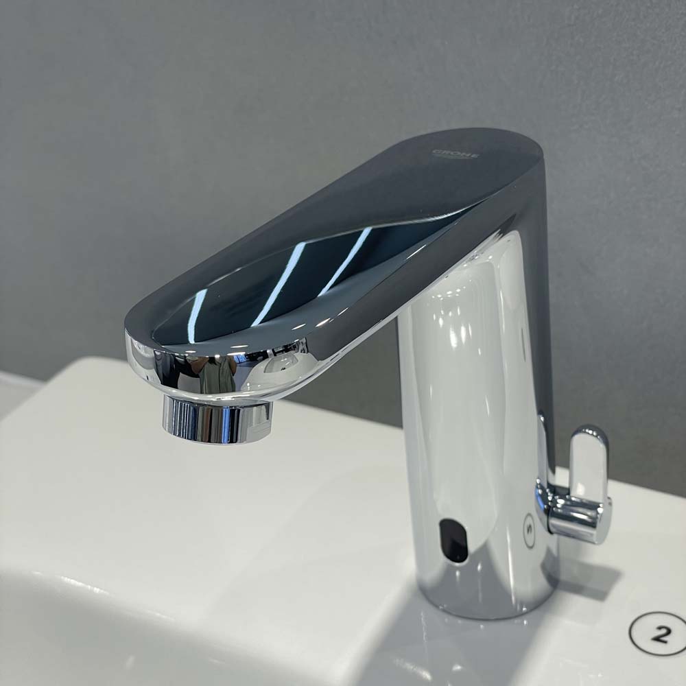 Vòi chậu cảm ứng dùng điện Eurosmart Cosmopolitan E GROHE 36421000 - 9
