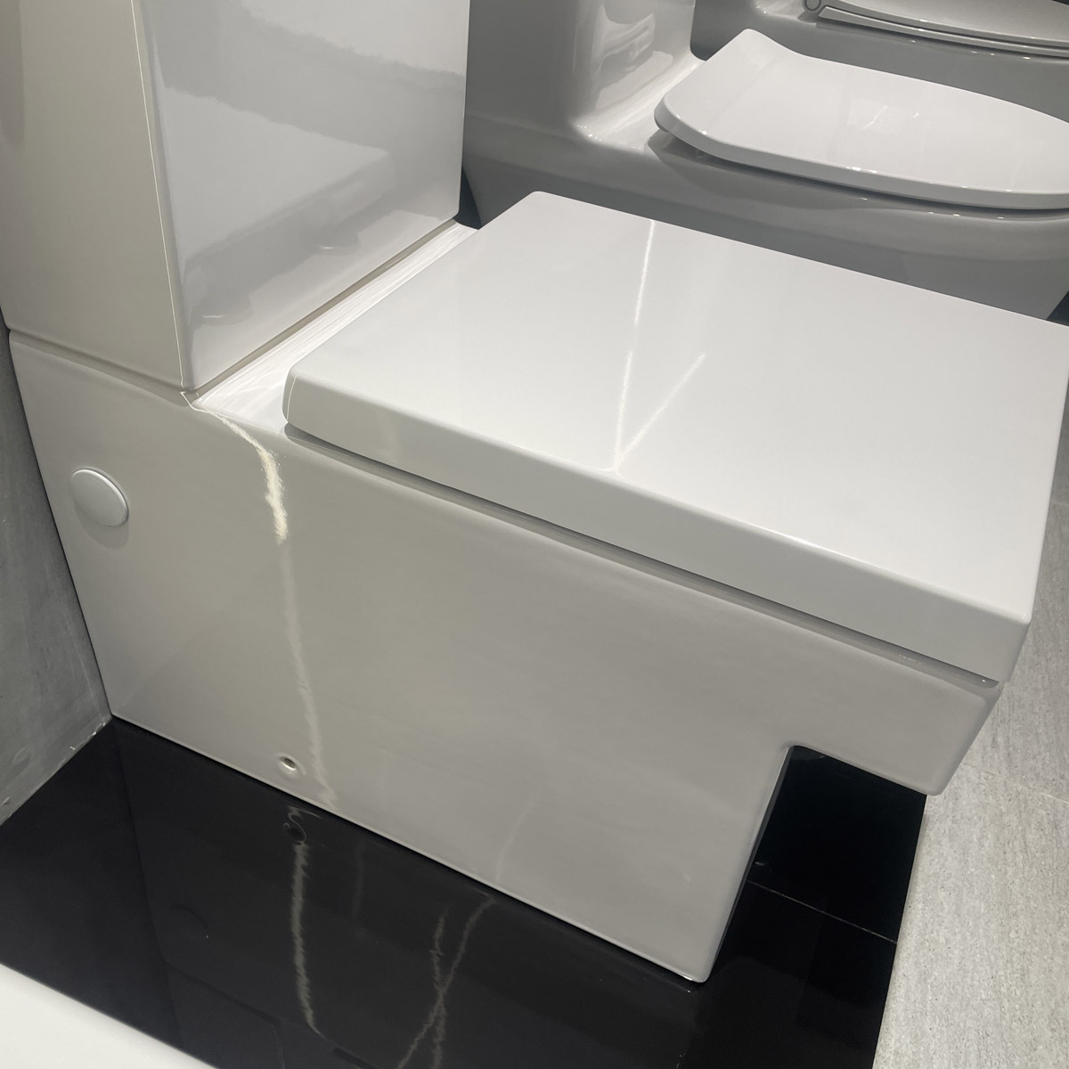 Thân bồn cầu 2 khối Cube Ceramic GROHE 3948400H - 6
