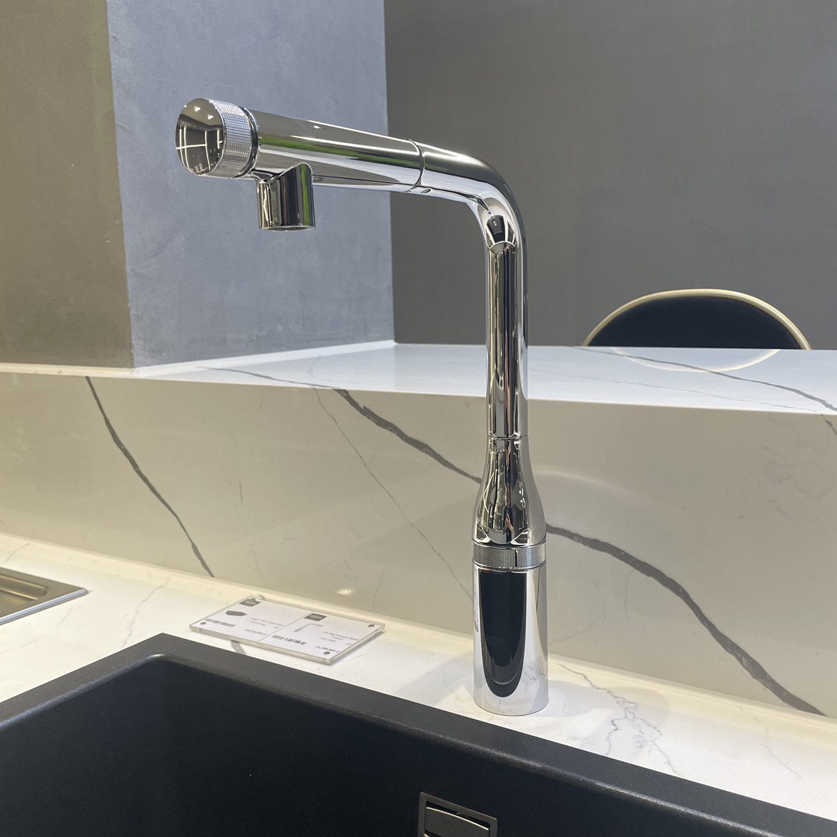 Vòi bếp nóng lạnh Essence SmartControl GROHE 31615000 - 16