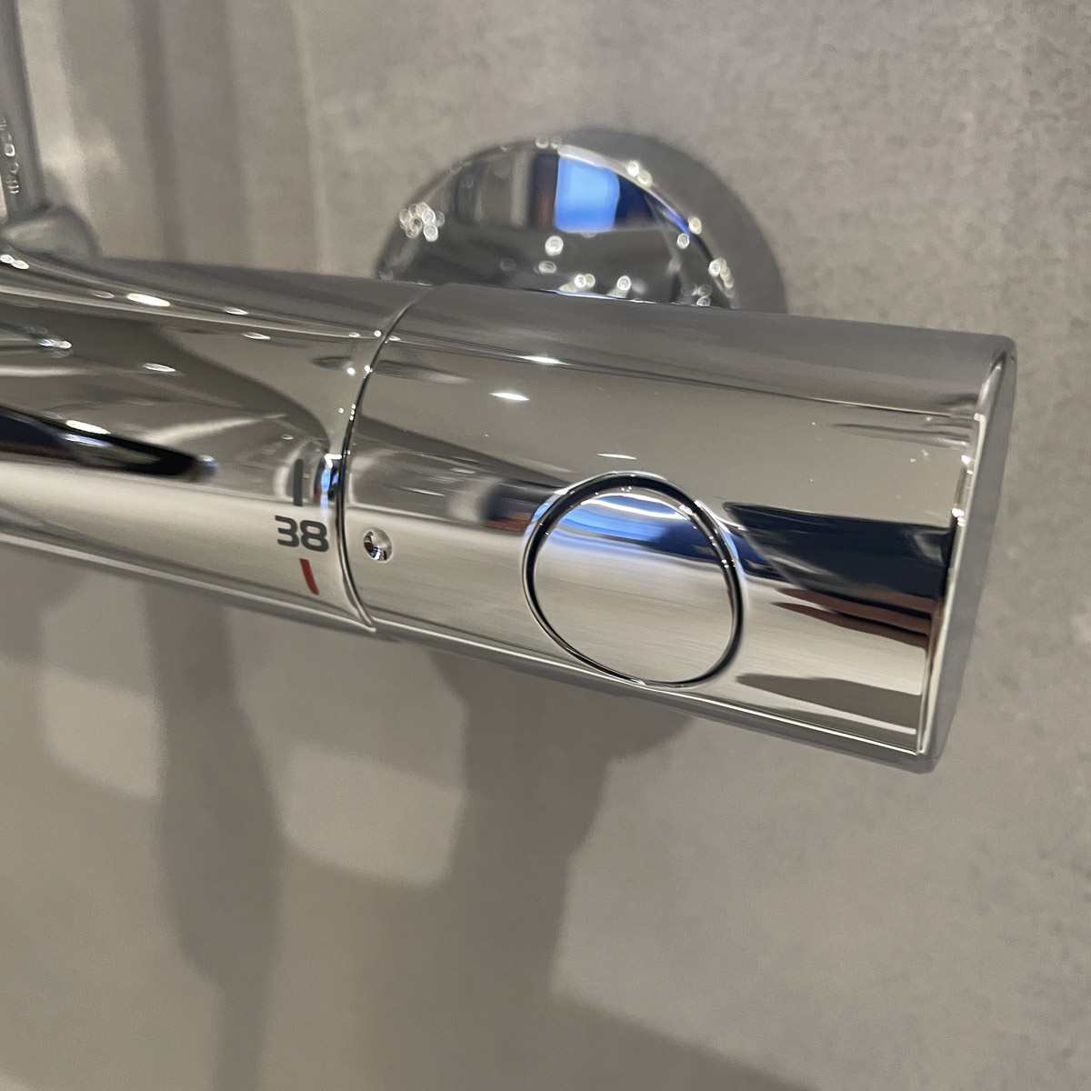 Bộ sen cây tắm đứng nhiệt độ Tempesta Cosmopolitan GROHE 26223001 - 10