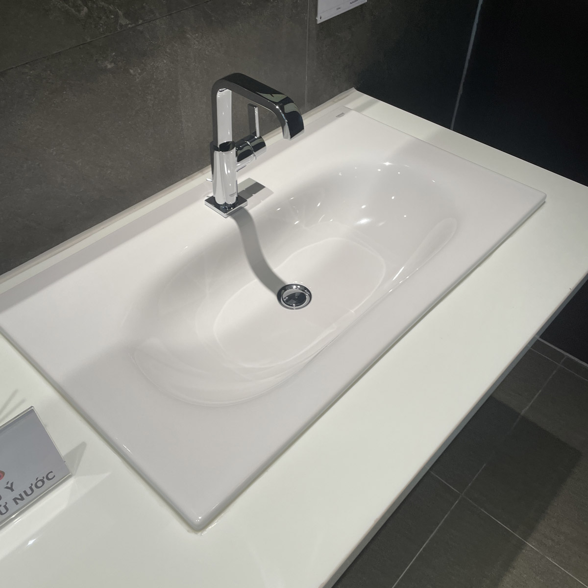 Chậu rửa lavabo treo tường Essence GROHE 3956700H - 4