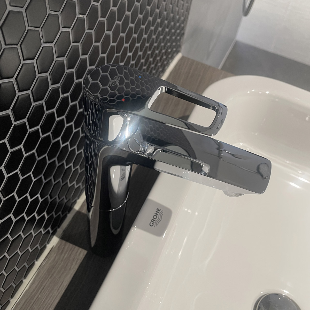 Vòi chậu nóng lạnh BauLoop XL-Size Grohe 32856001 - 4