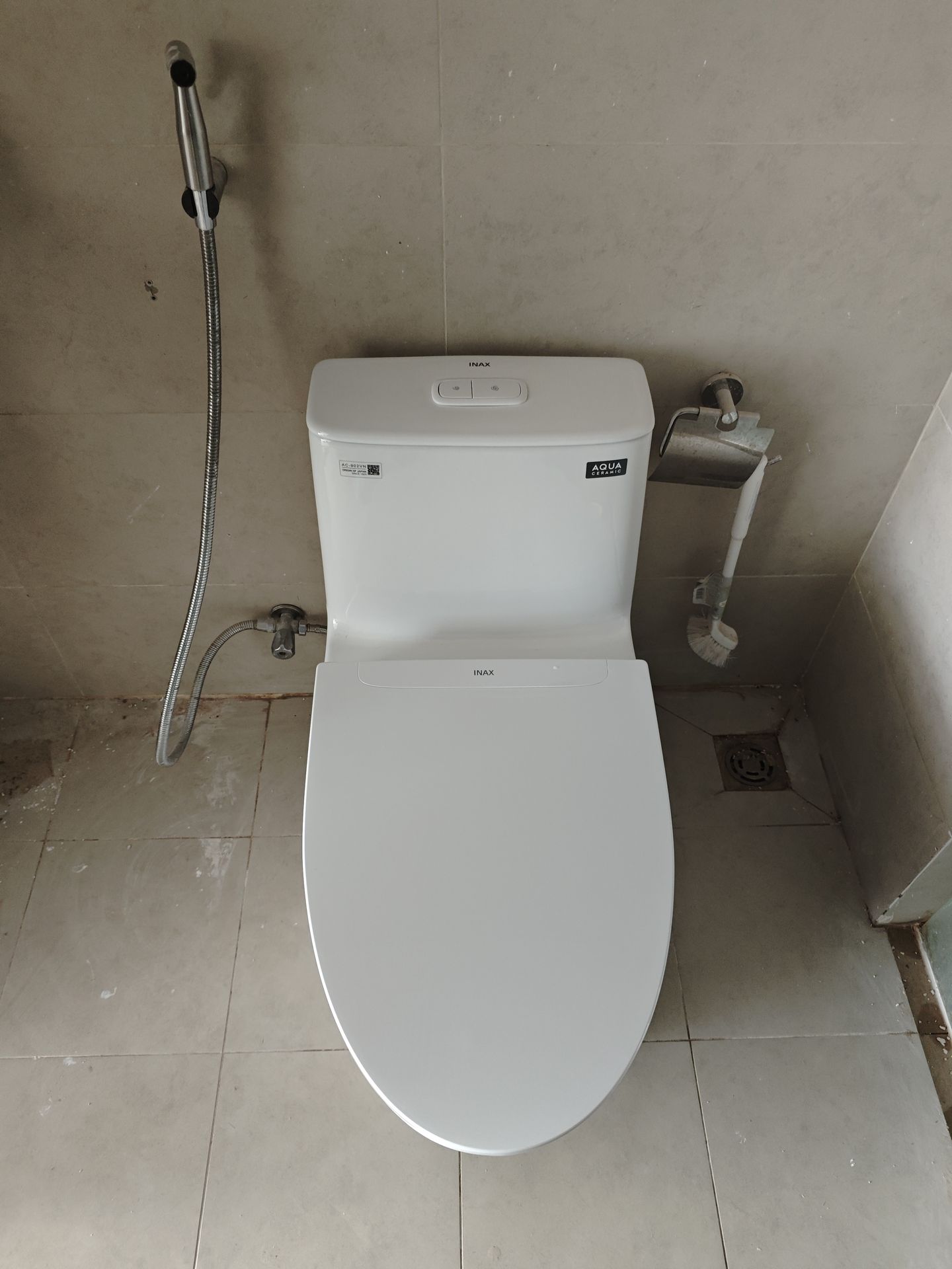 Bồn cầu 1 khối INAX AC-902VN (AC902VN) nắp đóng êm - 18