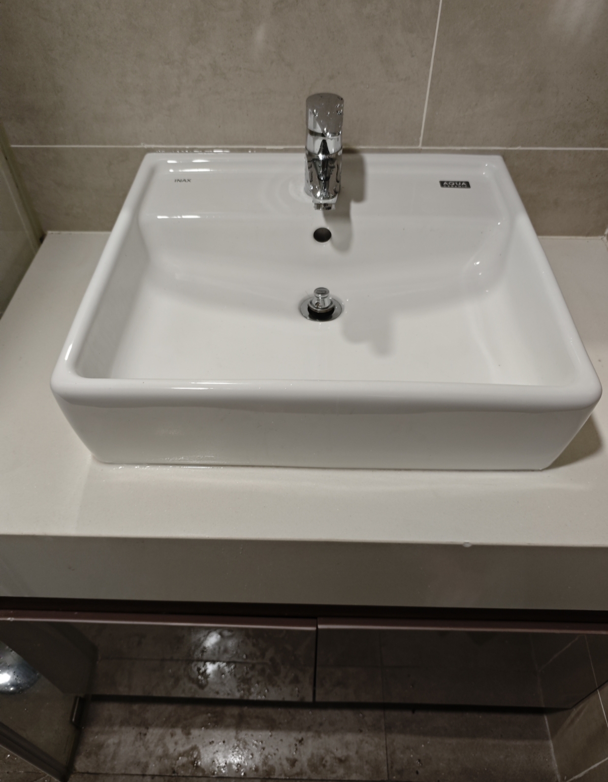 Chậu rửa lavabo đặt bàn INAX AL-293V (AL293V) (AL-293VFC) men Aqua Ceramic - 11