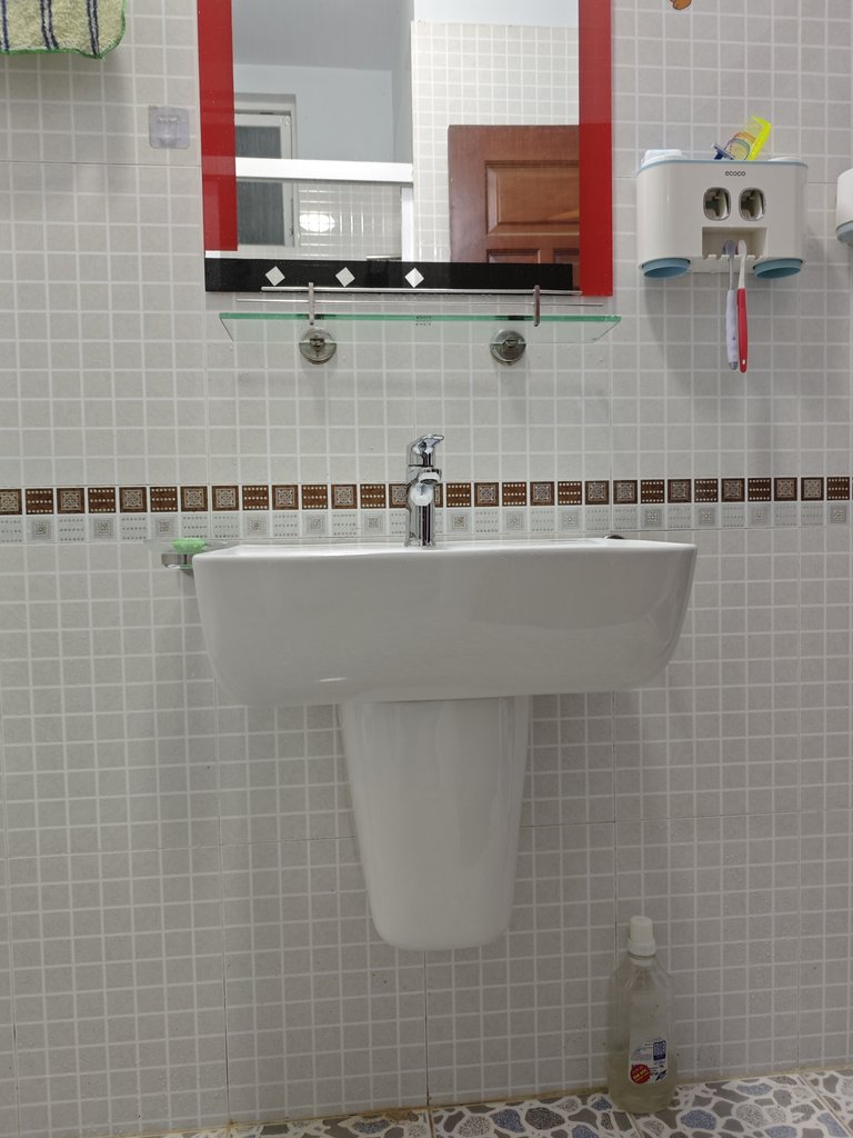 Chân chậu lavabo lửng INAX L-298VC (L298VC) - 6