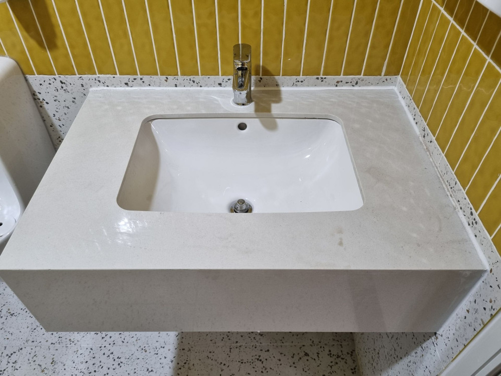 Chậu rửa mặt lavabo âm bàn INAX AL-2298V/BW1 men Aqua Ceramic - 7