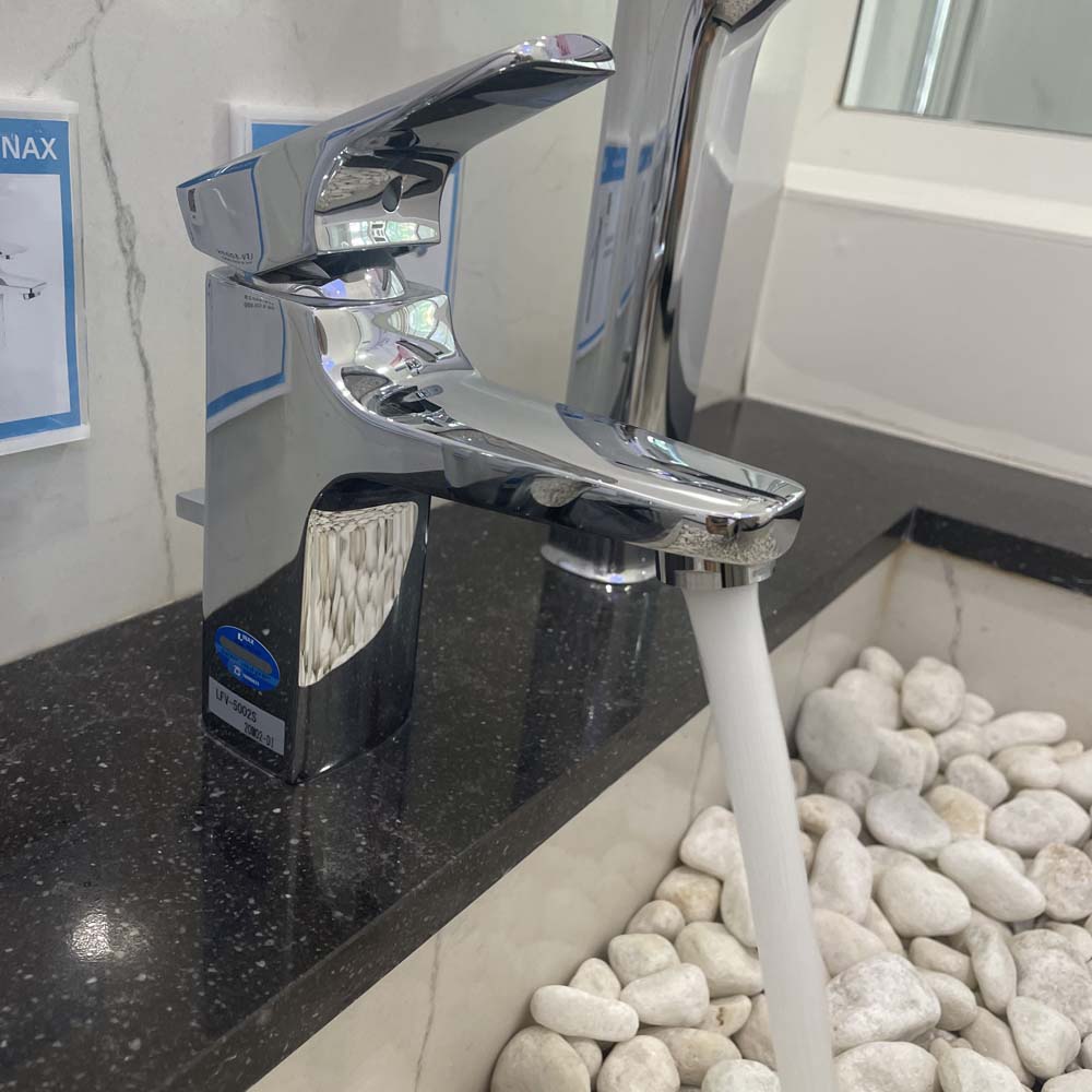 Vòi chậu lavabo nóng lạnh INAX LFV-5002S (LFV5002S) - 10