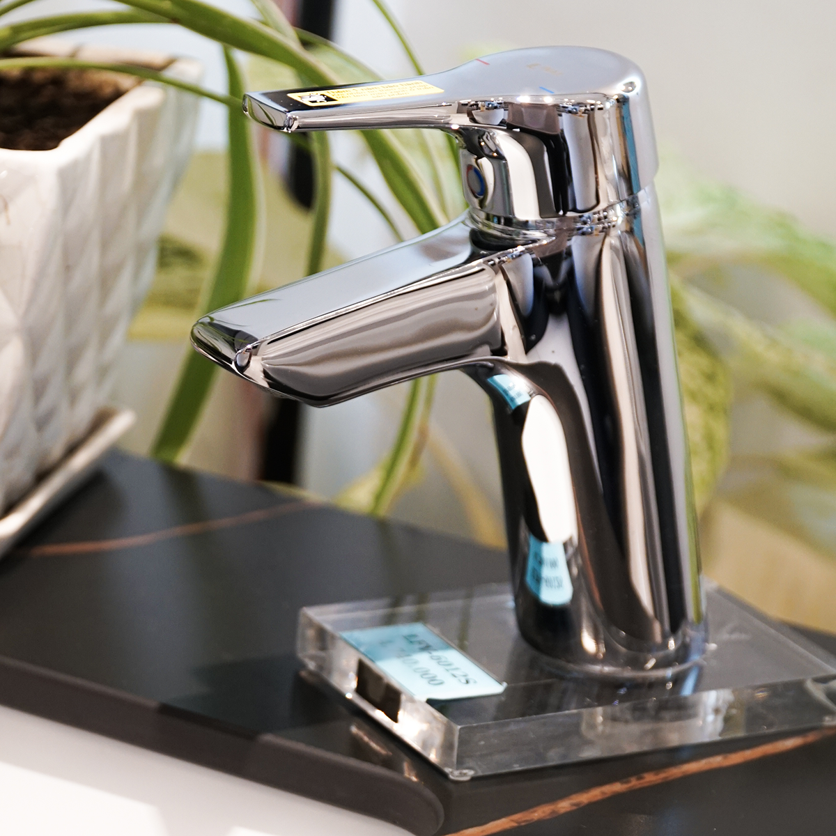 Vòi chậu lavabo nóng lạnh INAX LFV-6012S (LFV6012S) - 15