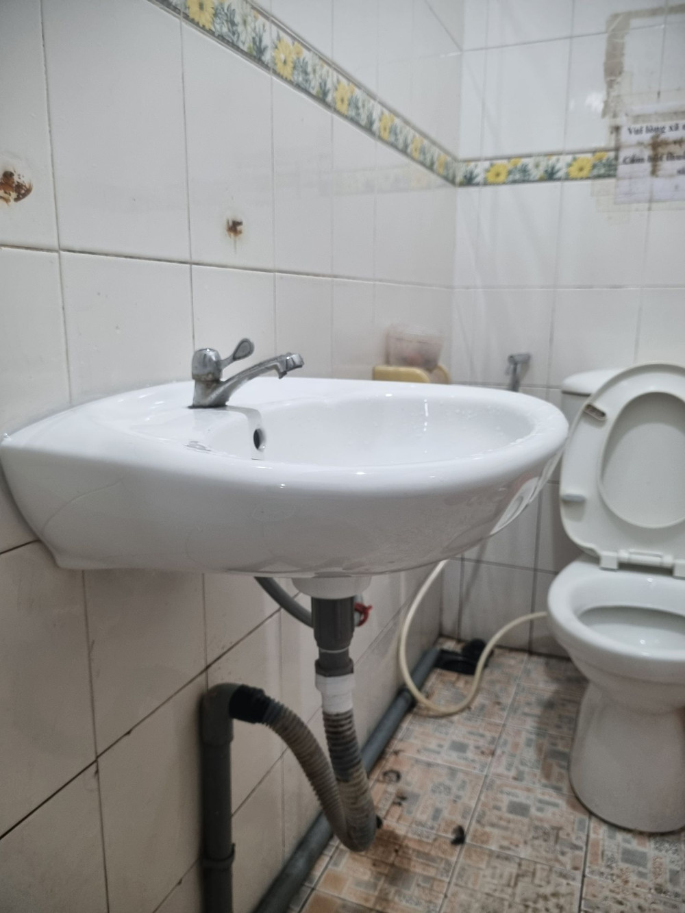 Chậu rửa lavabo treo tường INAX L-284V (L284V) (L-284VFC) - 12