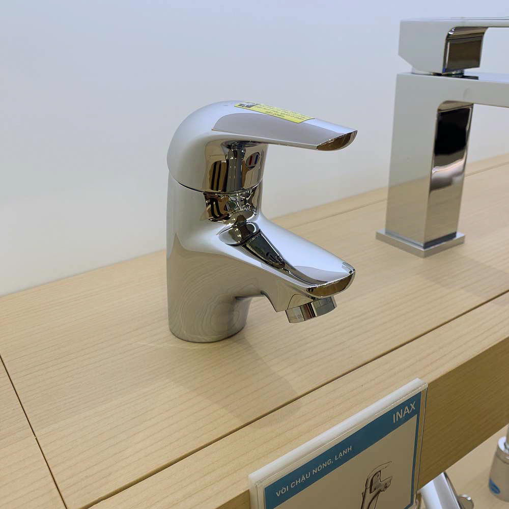 Vòi chậu lavabo nóng lạnh INAX LFV-3002S (LFV3002S) - 2