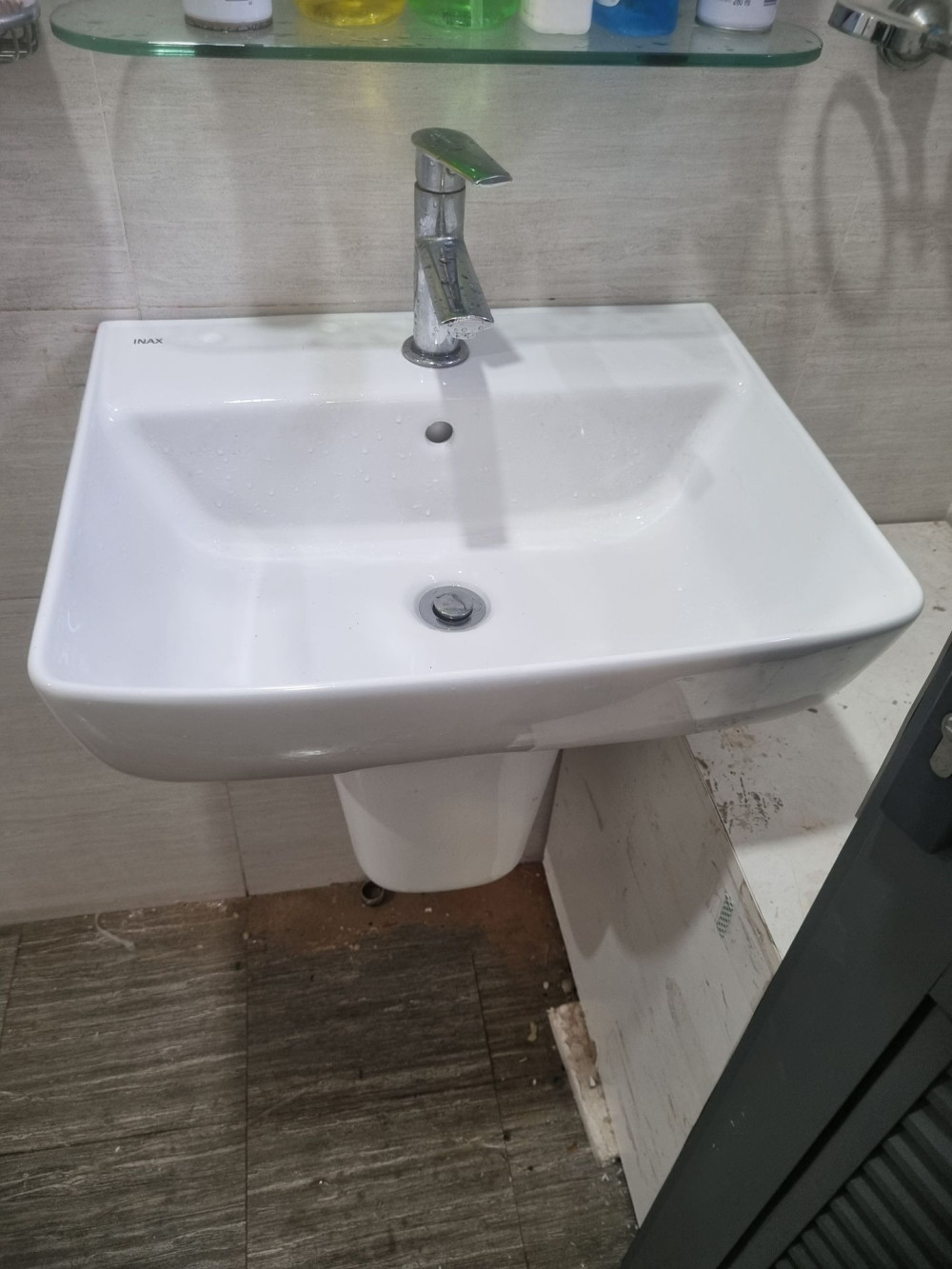 Chậu rửa lavabo treo tường INAX L-312V (L312V) (L-312VFC) - 8