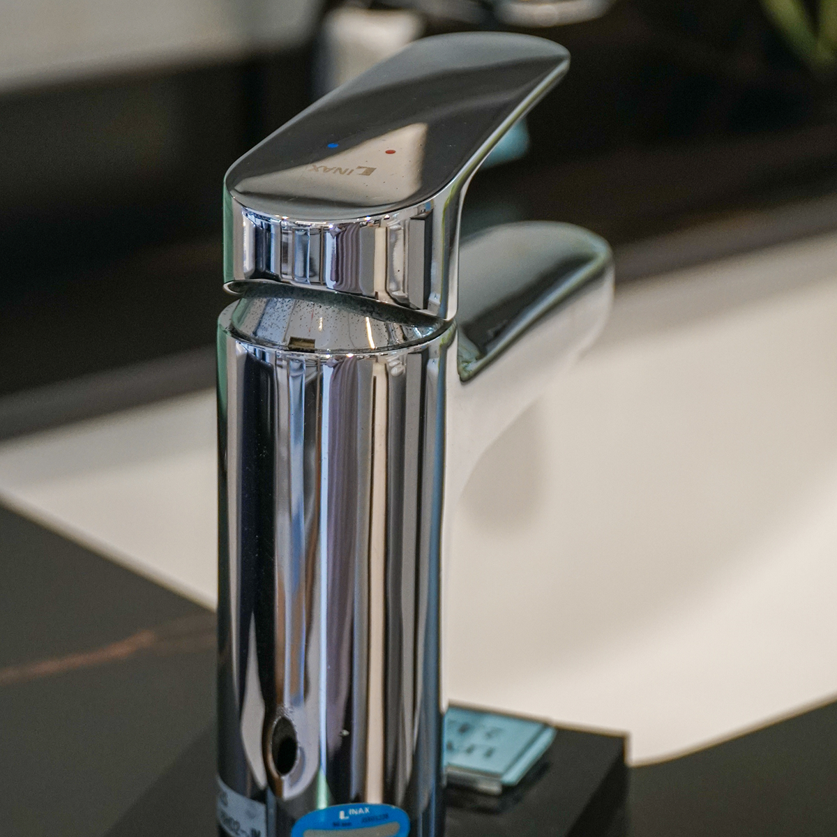 Vòi chậu lavabo nóng lạnh INAX LFV-2002S (LFV2002S) - 7