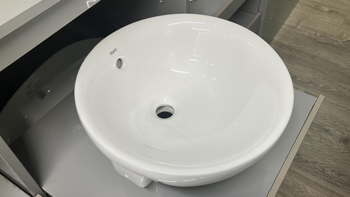 Chậu rửa mặt lavabo bán âm INAX L-333V (L333V) - 3