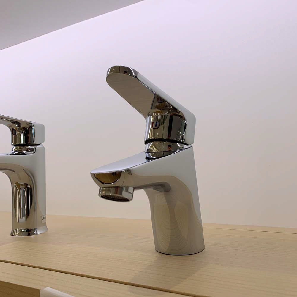 Vòi chậu lavabo nóng lạnh INAX LFV-112S (LFV112S) - 2