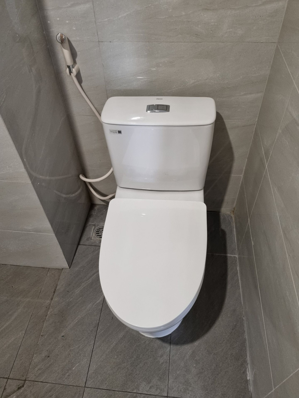 Bồn cầu 2 khối INAX C-514VAN (C514VAN) nắp đóng êm - 15