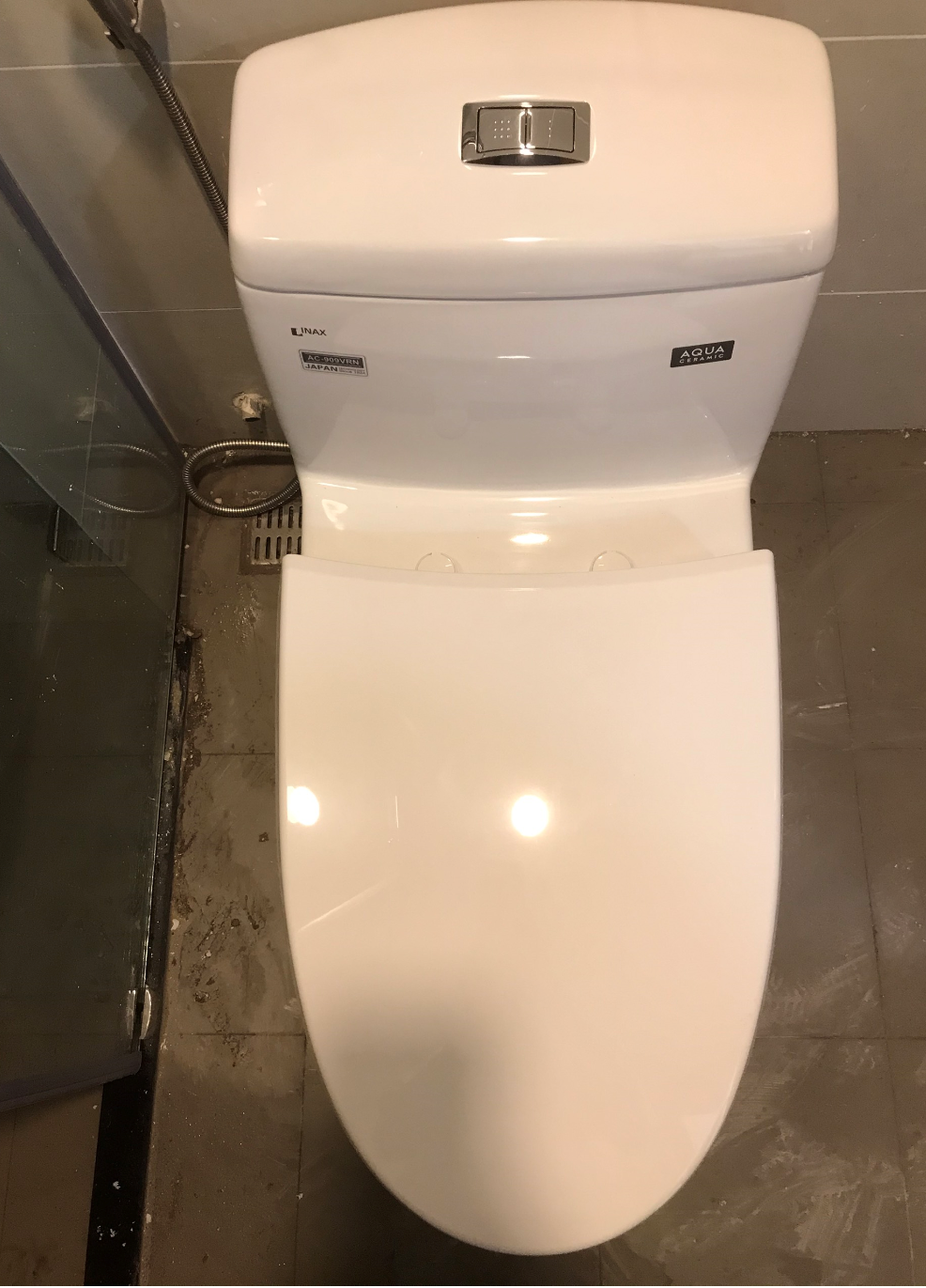 Bồn cầu 1 khối INAX AC-909VRN (AC909VRN) nắp đóng êm - 5