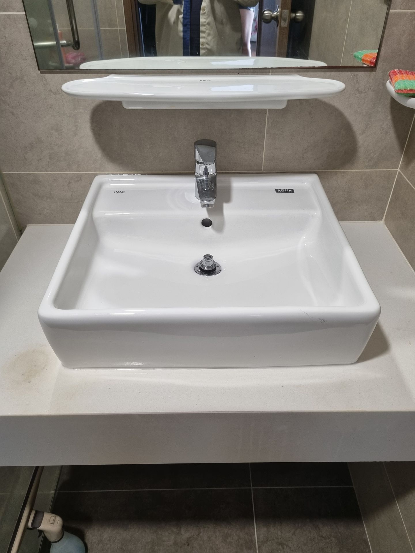 Chậu rửa lavabo đặt bàn INAX AL-293V (AL293V) (AL-293VFC) men Aqua Ceramic - 12