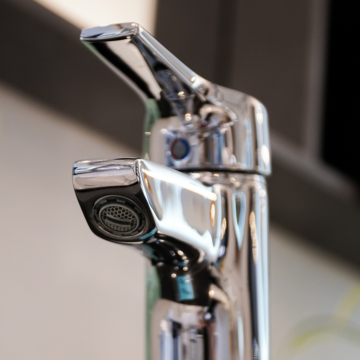 Vòi chậu lavabo nóng lạnh INAX LFV-6012S (LFV6012S) - 10