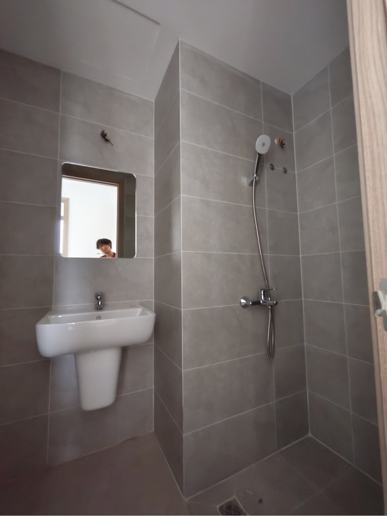 Chân chậu lavabo lửng INAX L-298VC (L298VC) - 7