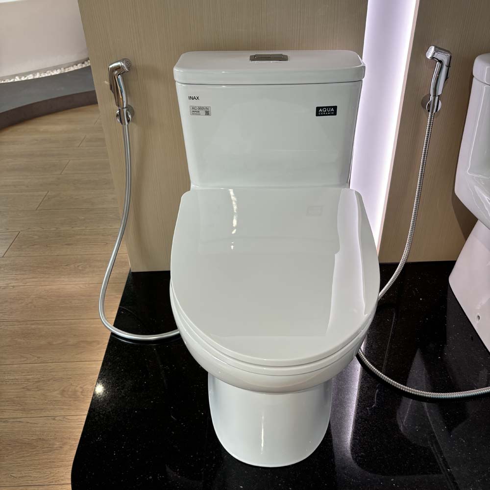 Bồn cầu INAX 1 khối AC-969VN-2 (AC969VN2) nắp mỏng đóng êm - 3
