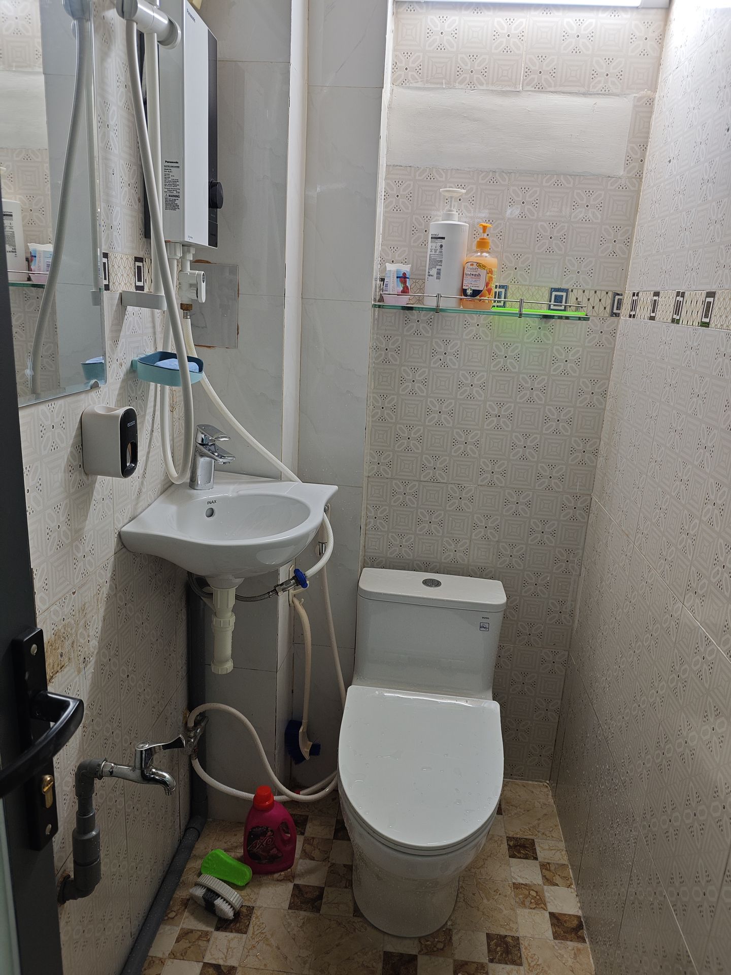 Chậu rửa lavabo treo tường INAX L-281V (L281V) đặt góc - 4