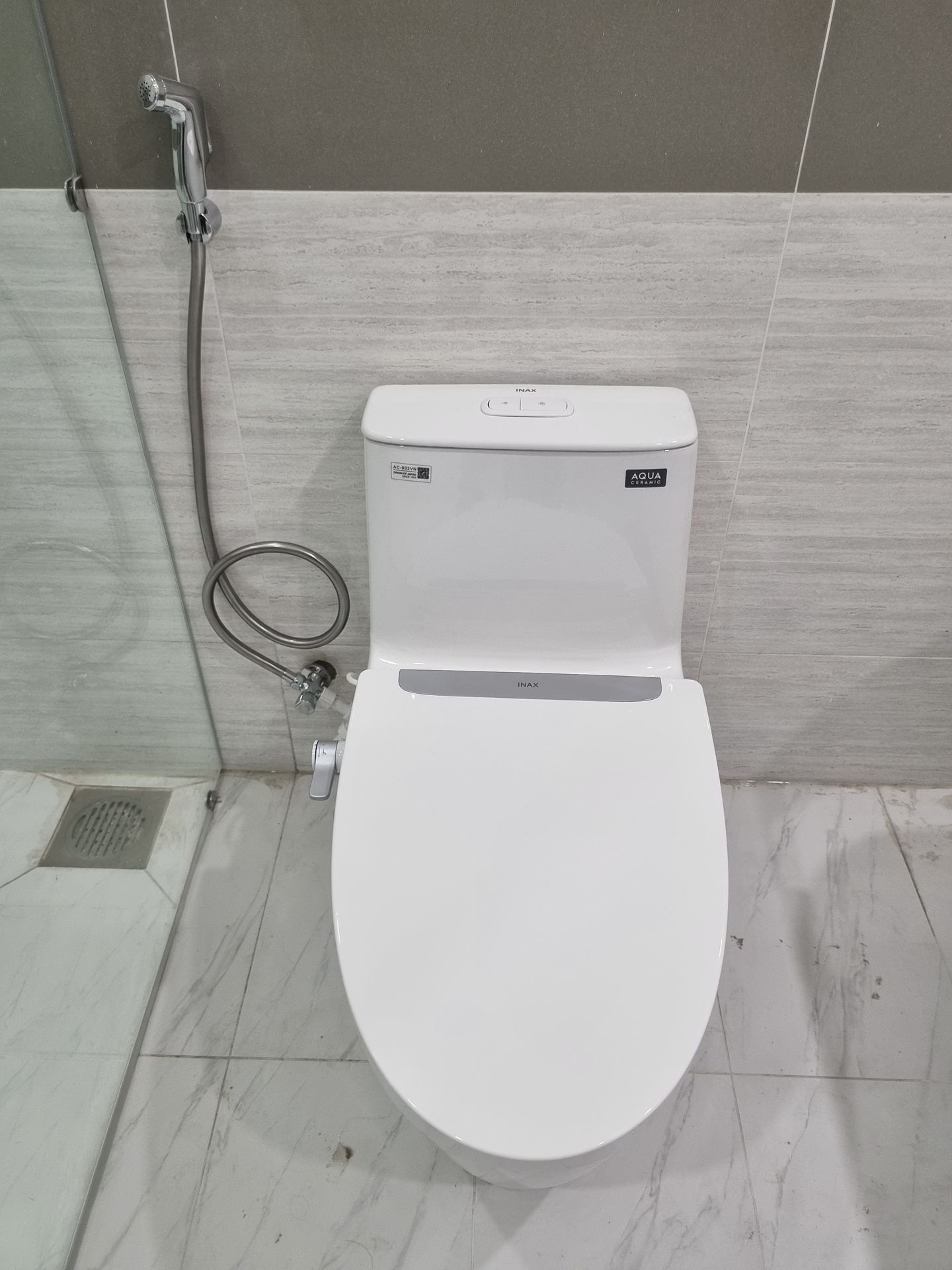 Bồn cầu 1 khối nắp rửa cơ INAX AC-902 + CW-S32VN - 10