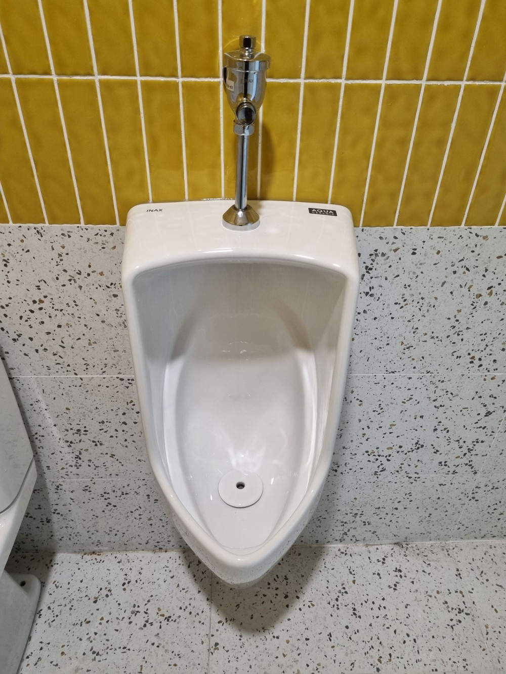 Bồn tiểu nam INAX AU-431VR (AU431VR) - 13