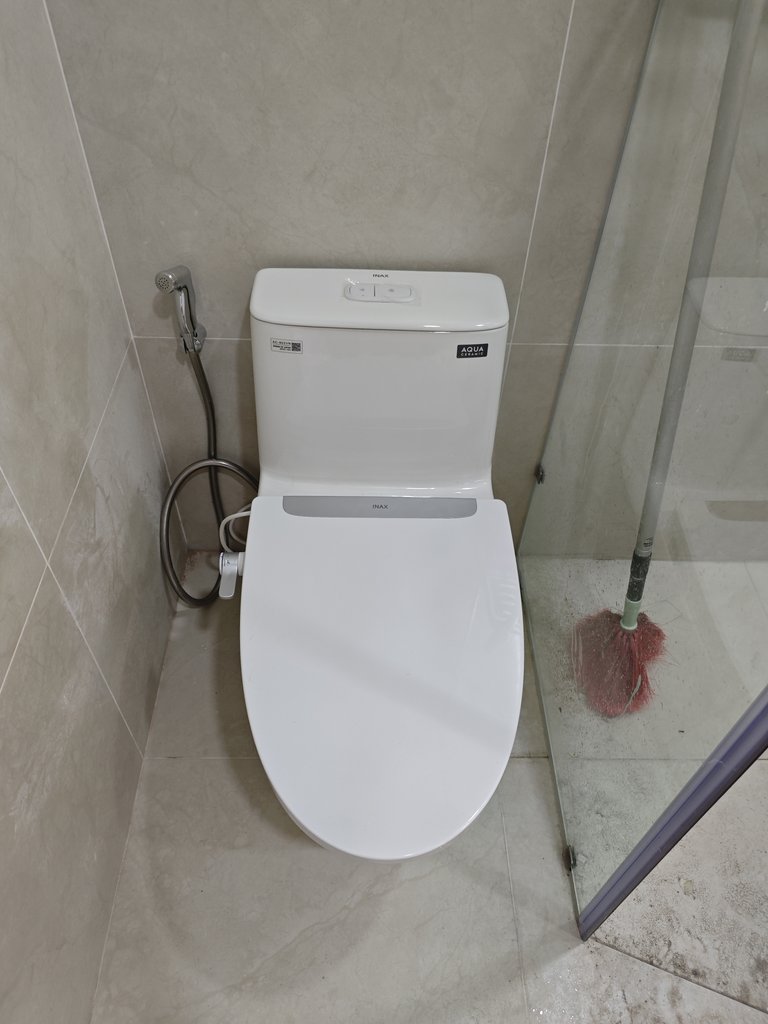 Bồn cầu 1 khối nắp rửa cơ INAX AC-902 + CW-S32VN - 6