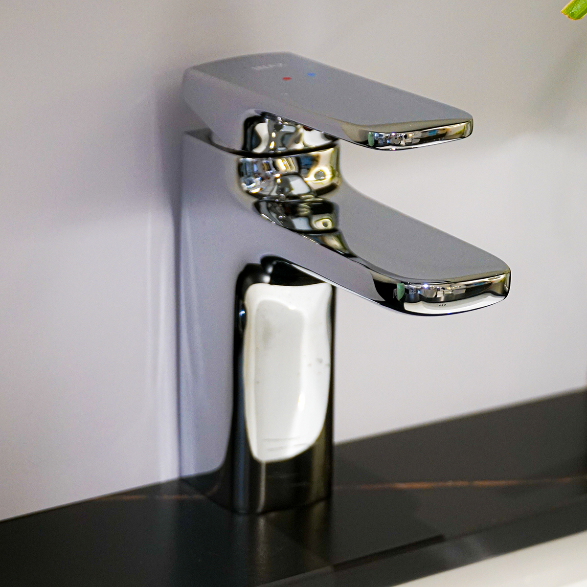 Vòi chậu lavabo nóng lạnh INAX LFV-632S (LFV632S) - 11