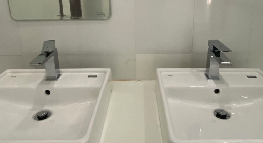 Vòi chậu lavabo nóng lạnh INAX LFV-402S (LFV402S) - 19