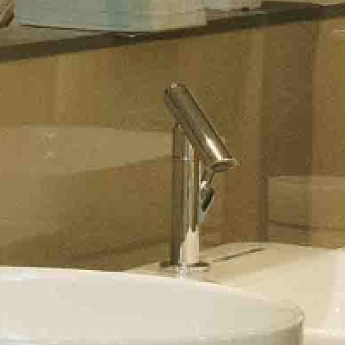 Vòi lavabo nóng lạnh điều chỉnh đầu xả MOEN GN15122 - 2