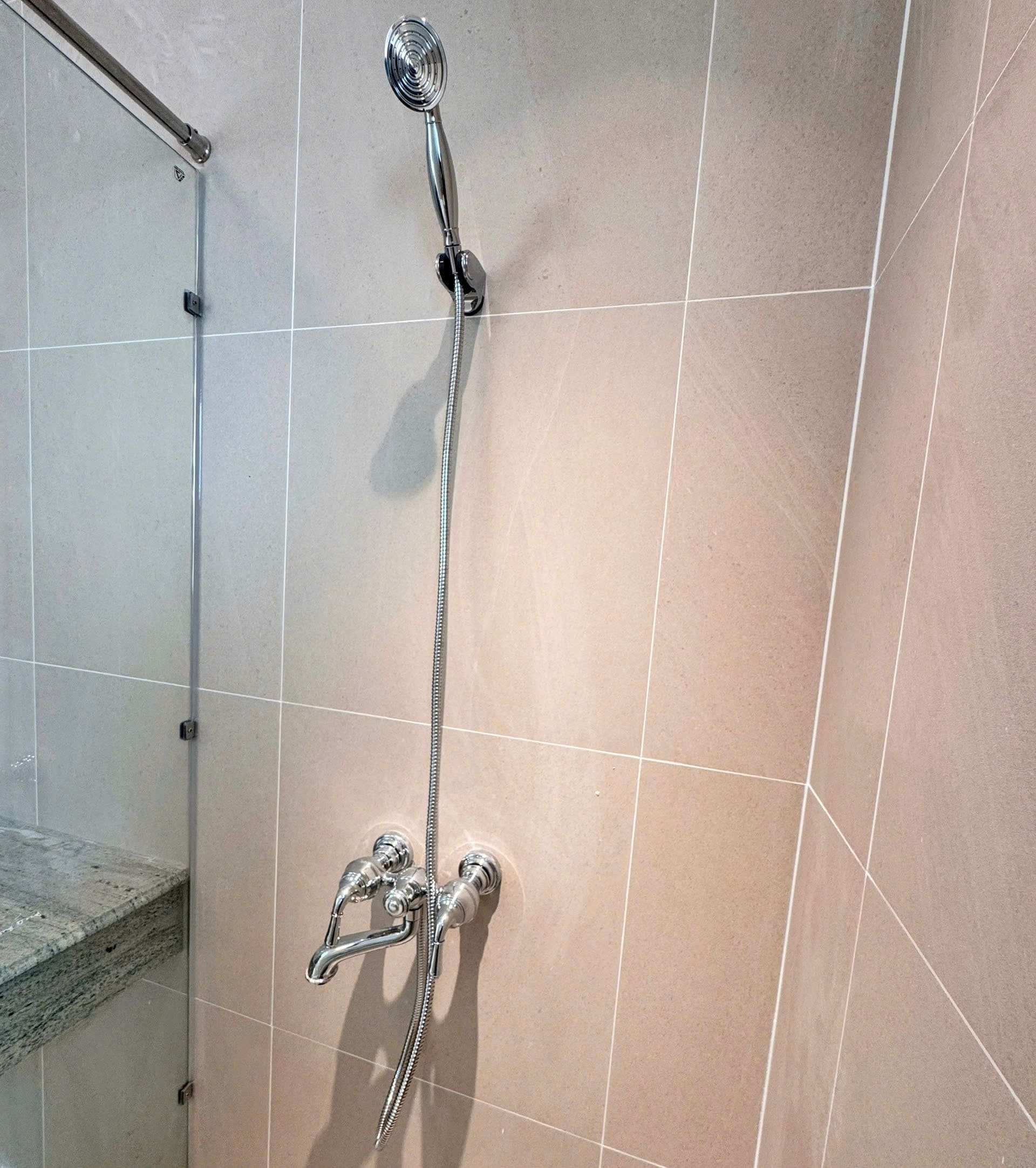 Bộ sen tắm nóng lạnh MOEN Monticenlo Series MCL2595 - 11