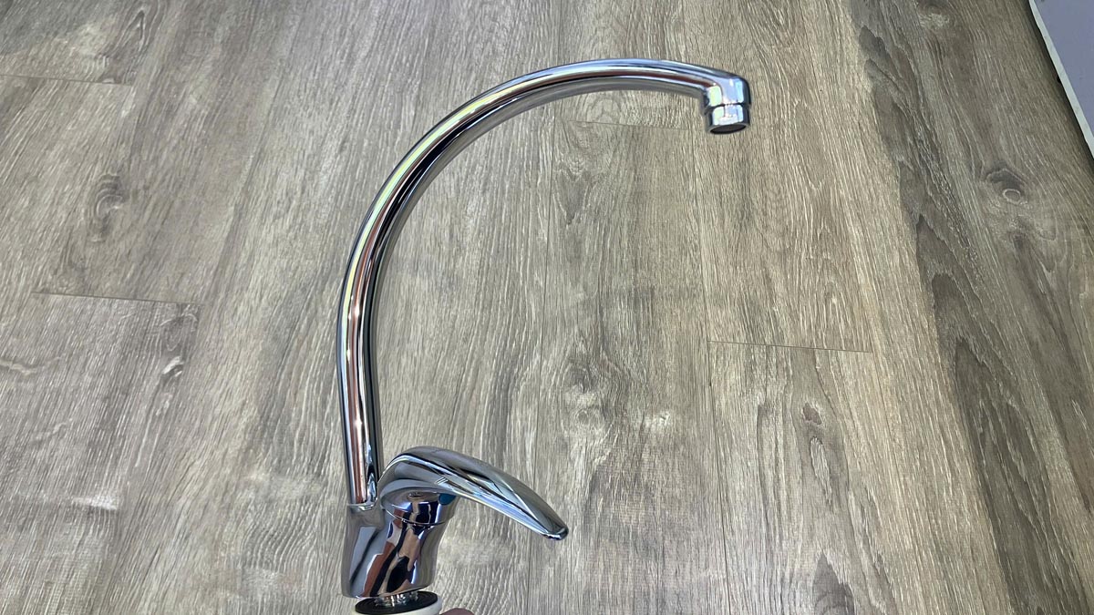 Vòi rửa chén lạnh MOEN 7027A - 4