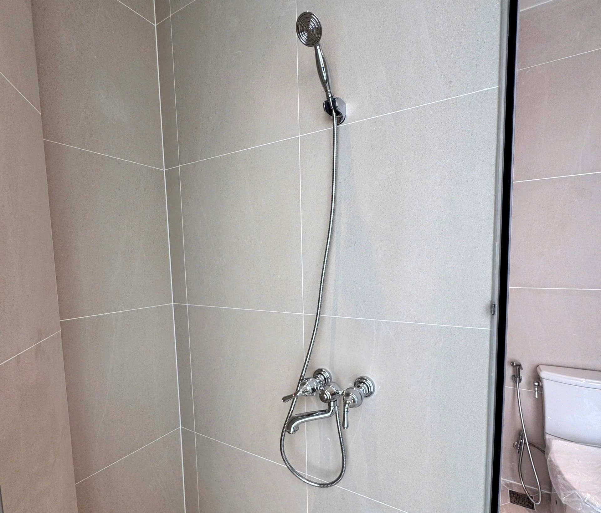 Bộ sen tắm nóng lạnh MOEN Monticenlo Series MCL2595 - 10