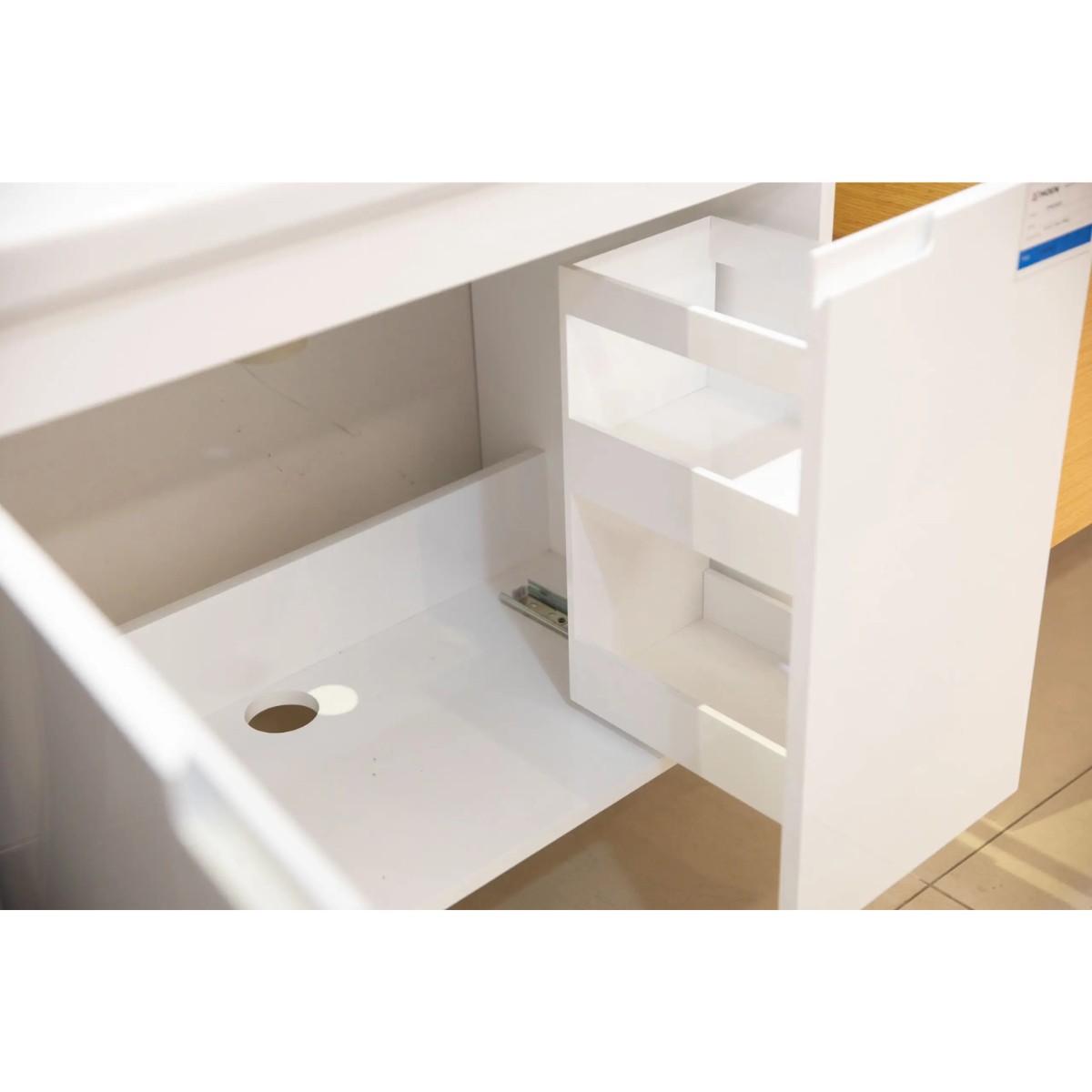 Bộ tủ lavabo gỗ Chicago MOEN TG BC0804-801 - 3