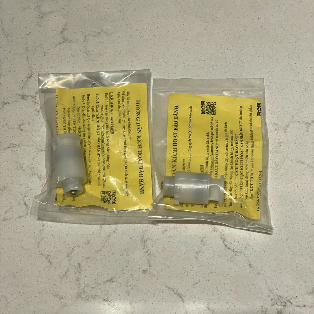 Cục hơi nắp bồn cầu TC385VS bên phải TOTO HCV-HA10 - 2