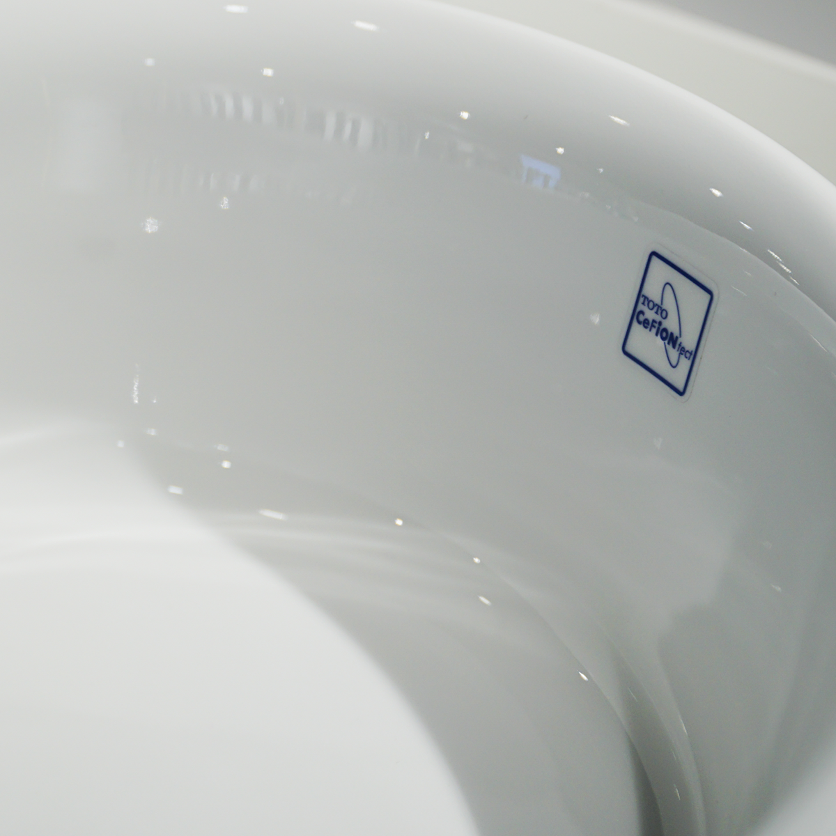 Chậu rửa lavabo đặt bàn TOTO L1704 - 12