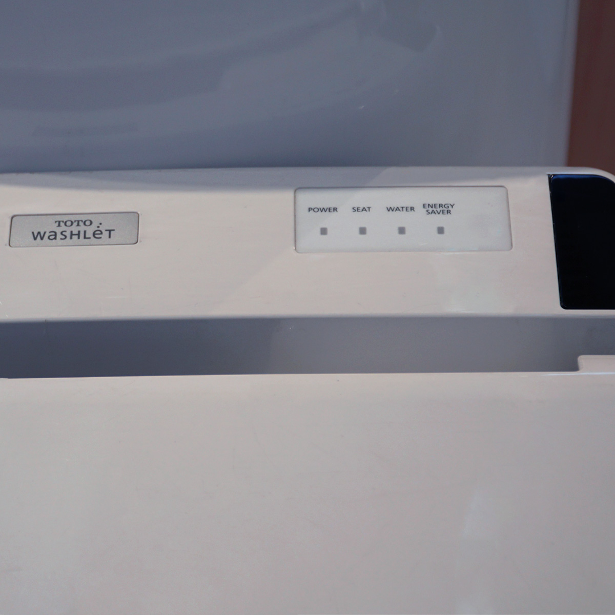 Bồn cầu nắp rửa điện tử TOTO CS325DRW6 - 4