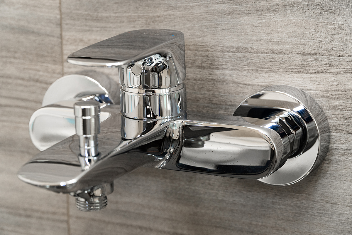 Củ sen tắm nóng lạnh TOTO TBG04302VA (TBG04302V) GA Series - 2