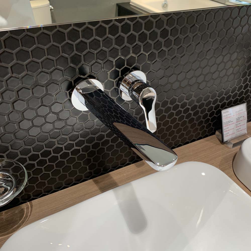 Vòi lavabo nóng lạnh gắn tường GS TOTO TLG03308BB (TLG03308B) - 5