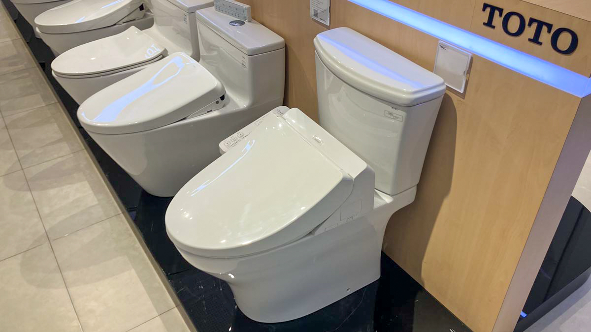Bồn cầu TOTO CS986GW18 2 khối nắp điện tử TCF23710AAA Washlet C2 cơ bản - 5
